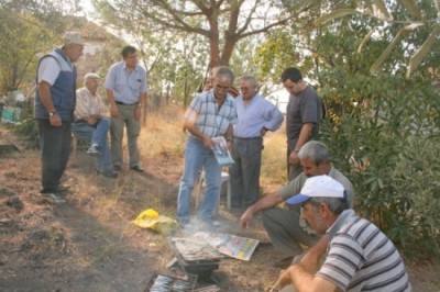 BAYRAMİÇ KÖYÜNDE BALIK ZİYAFETİ